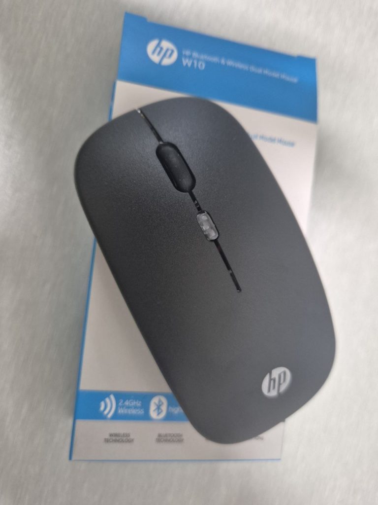Rechargeable wireless mouse