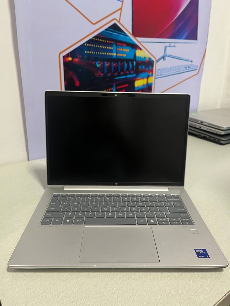 HP EliteBook 640 Ryzen ULTRA 5 13th gen 8GB RAM 512GB SSD