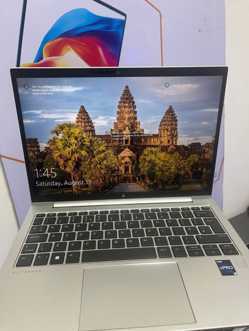 HP EliteBook 830 G9 Core i5 (12th Gen)